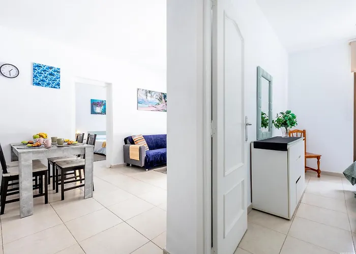 Sun & Fun In Playa De Americas * بلايا ذي لاس أميريكاس