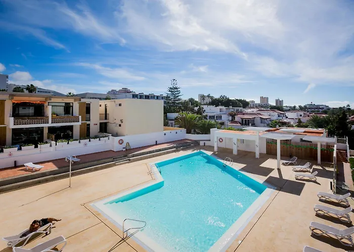 Sun & Fun In Playa De Americas * بلايا ذي لاس أميريكاس