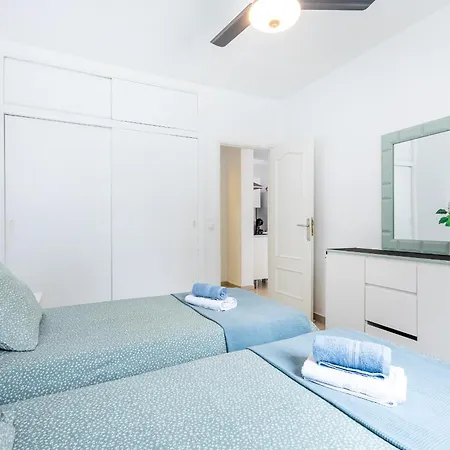 Apartment Sun & Fun In Playa De Americas
