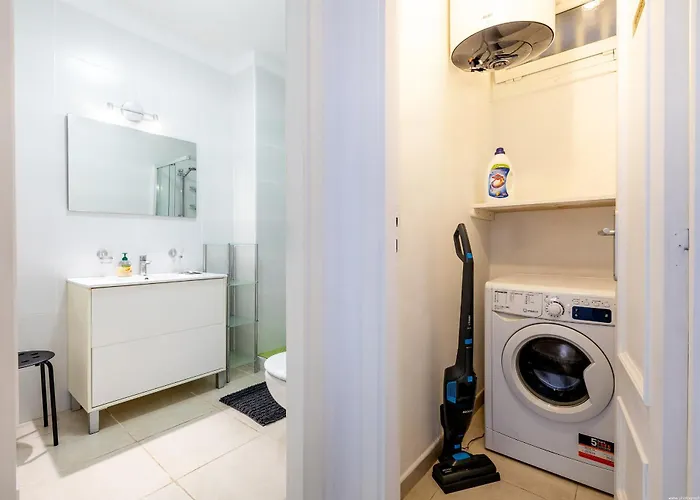 Sun & Fun In Playa De Americas 美洲海滩