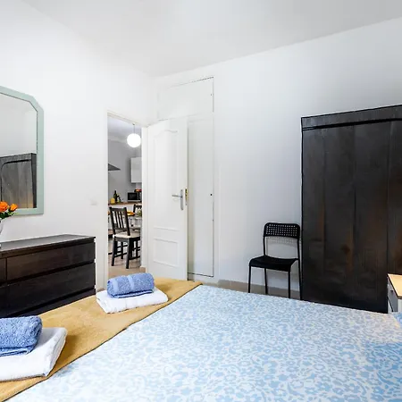 Sun & Fun In Playa De Americas *