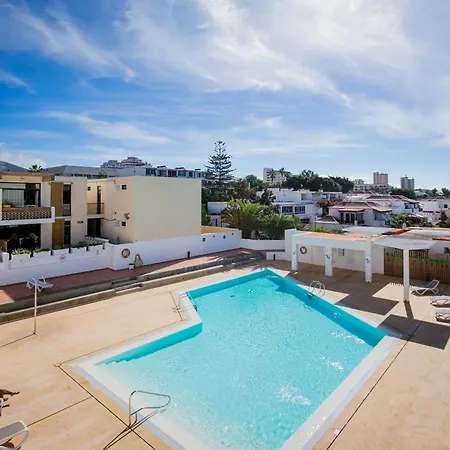 Sun & Fun In Playa De Americas * Playa de las Américas